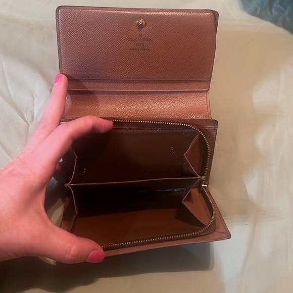 Louis Vuitton Tressor wallet. - Picture 5 of 11